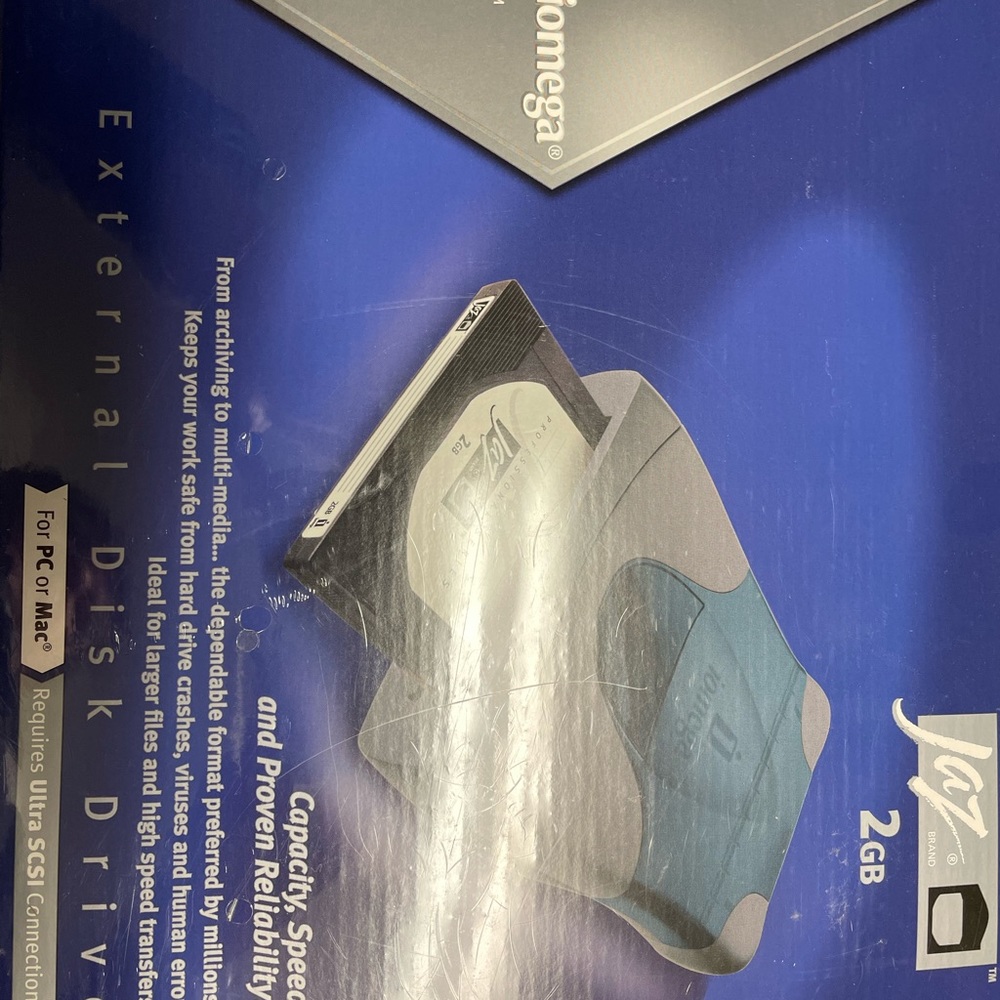 iOmega Jaz 2GB external disk drive